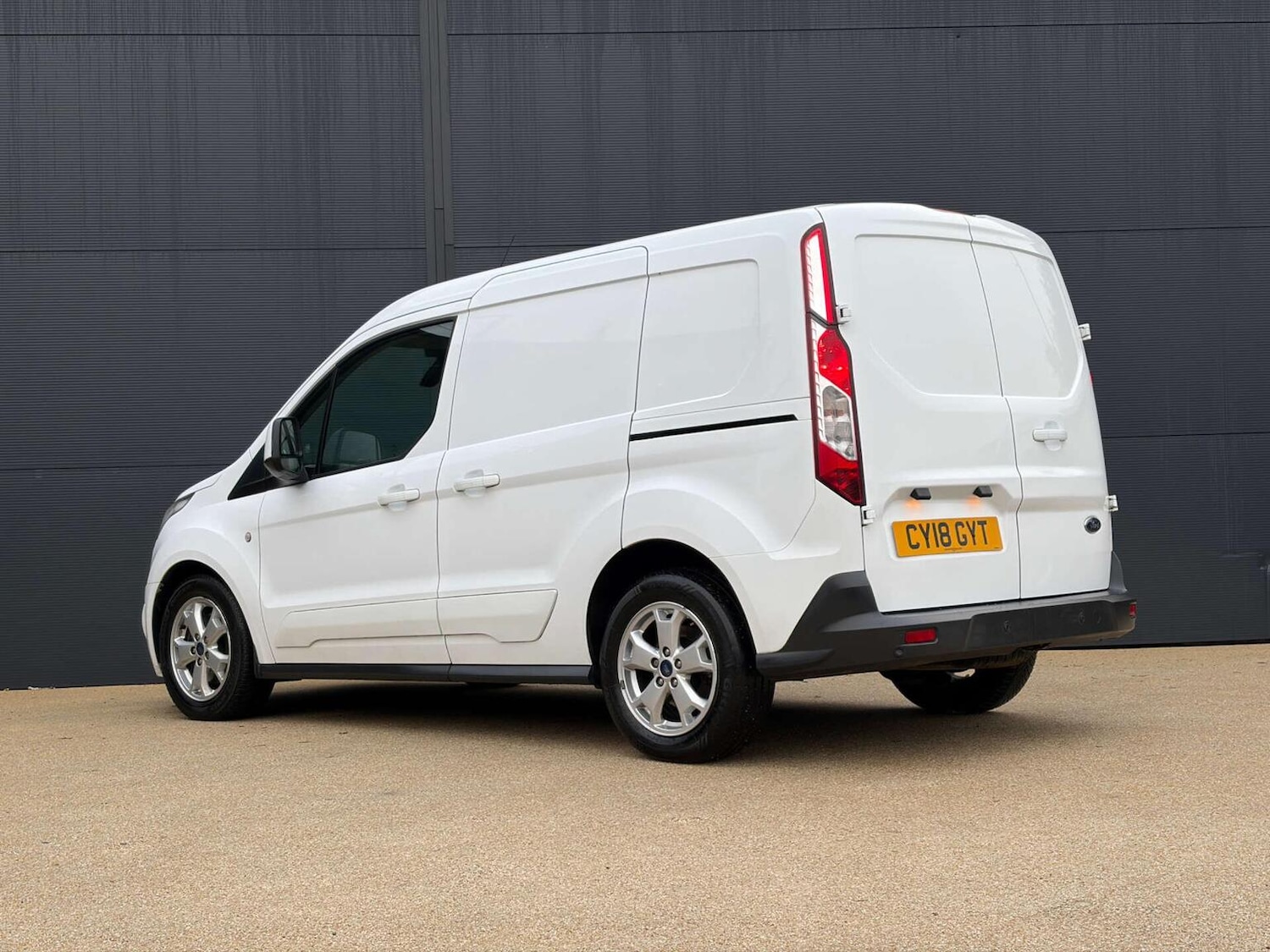 Used Ford Transit Connect 2018 for sale - 77289259: Photo 3