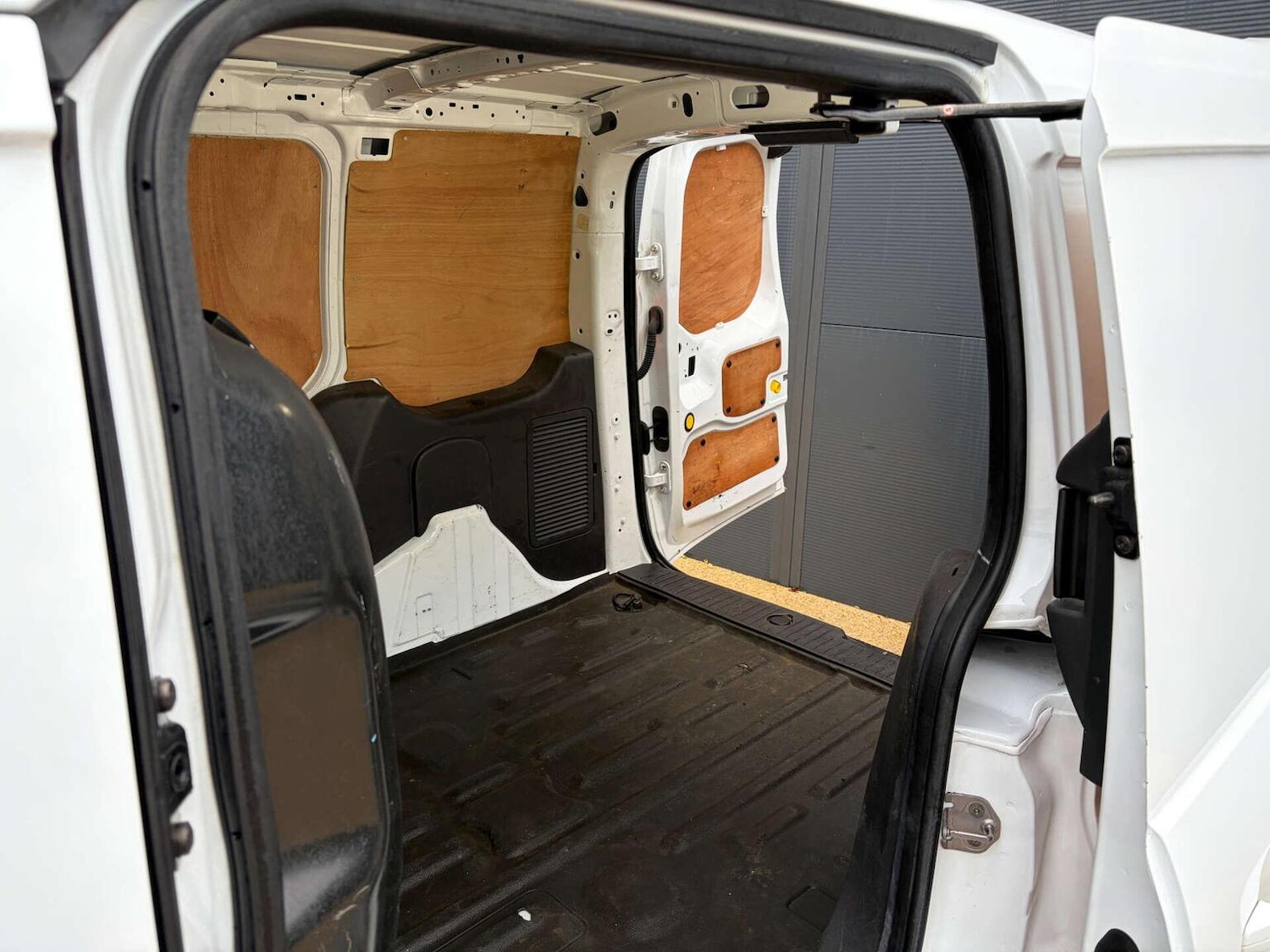 Used Ford Transit Connect 2018 for sale - 77289259: Photo 5