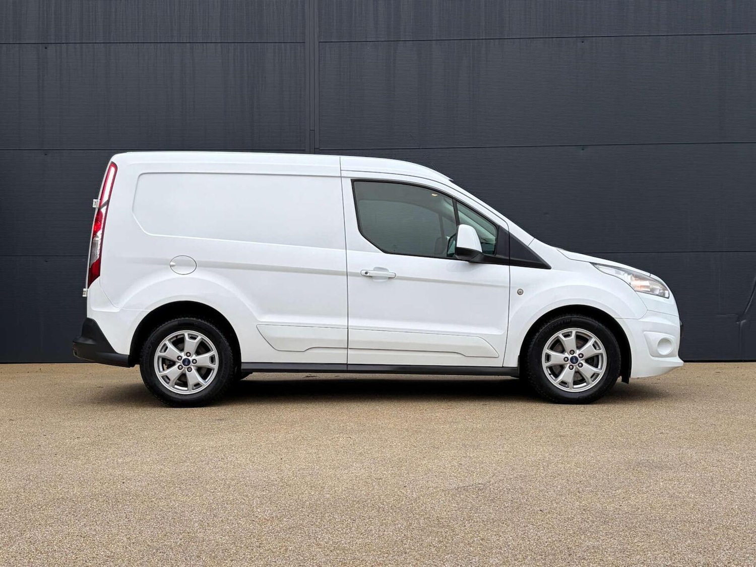 Used Ford Transit Connect 2018 for sale - 77289259: Photo 9