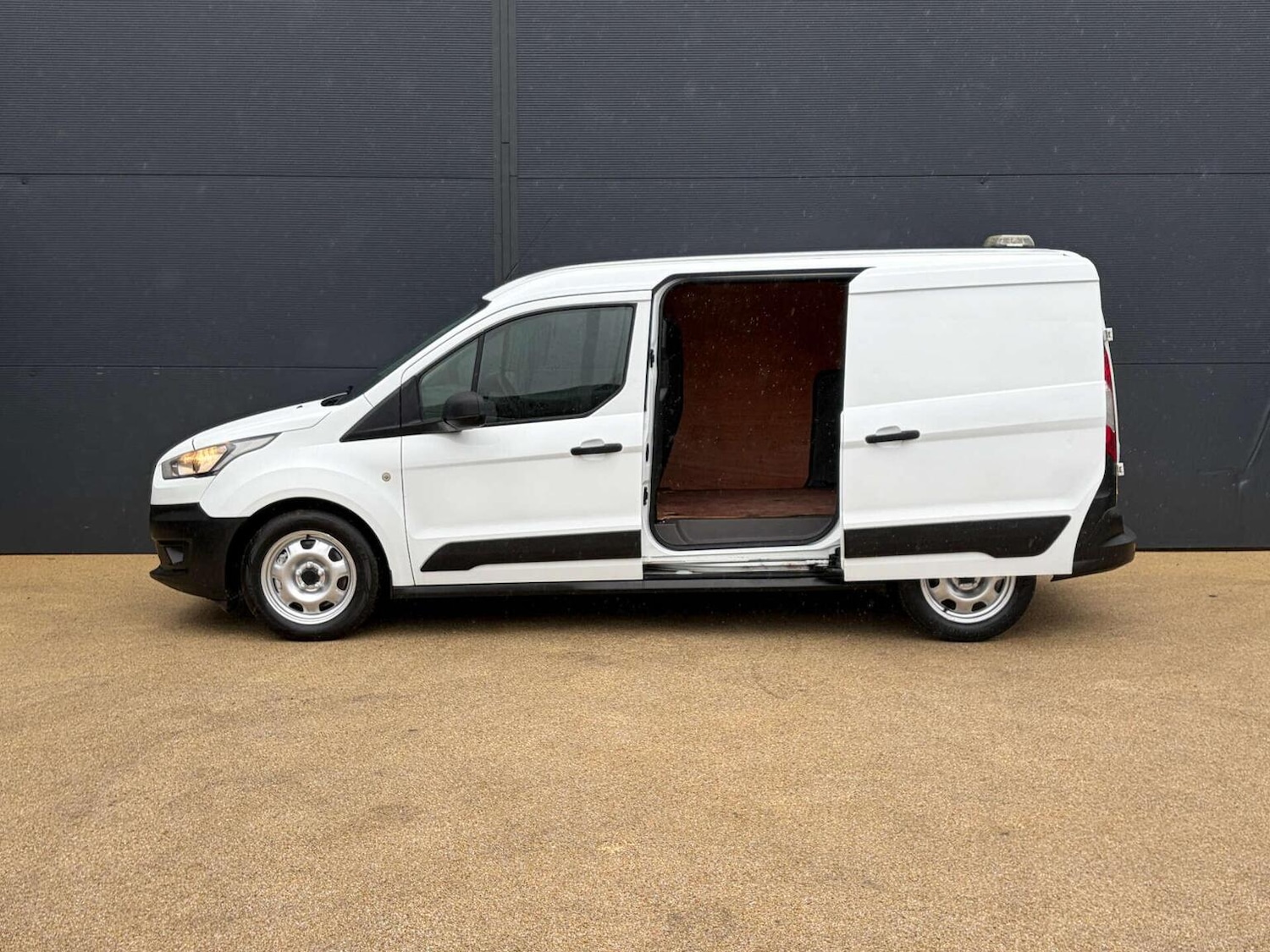 Used Ford Transit Connect 2019 for sale - 77650057: Photo 10