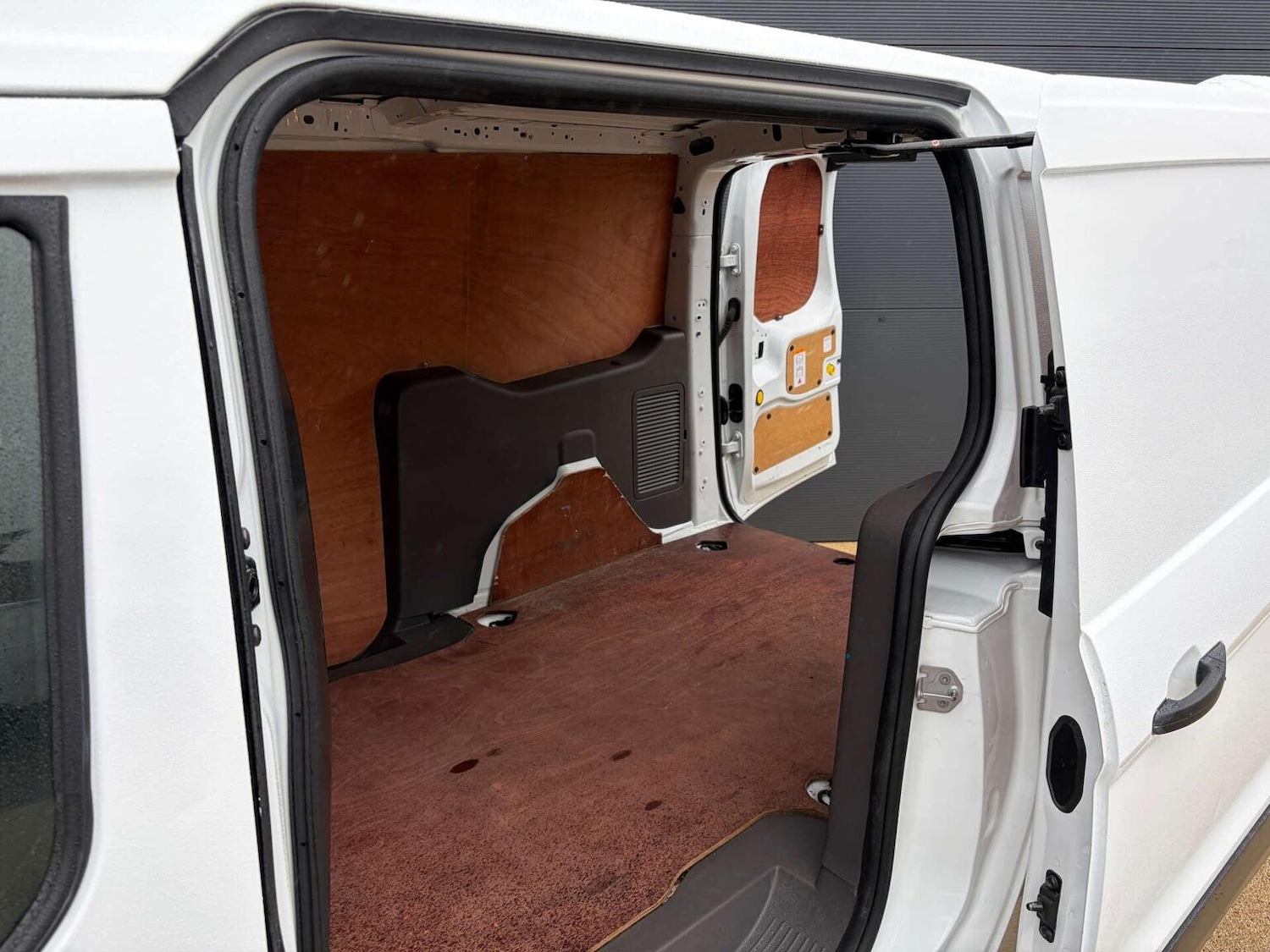 Used Ford Transit Connect 2019 for sale - 77650057: Photo 5