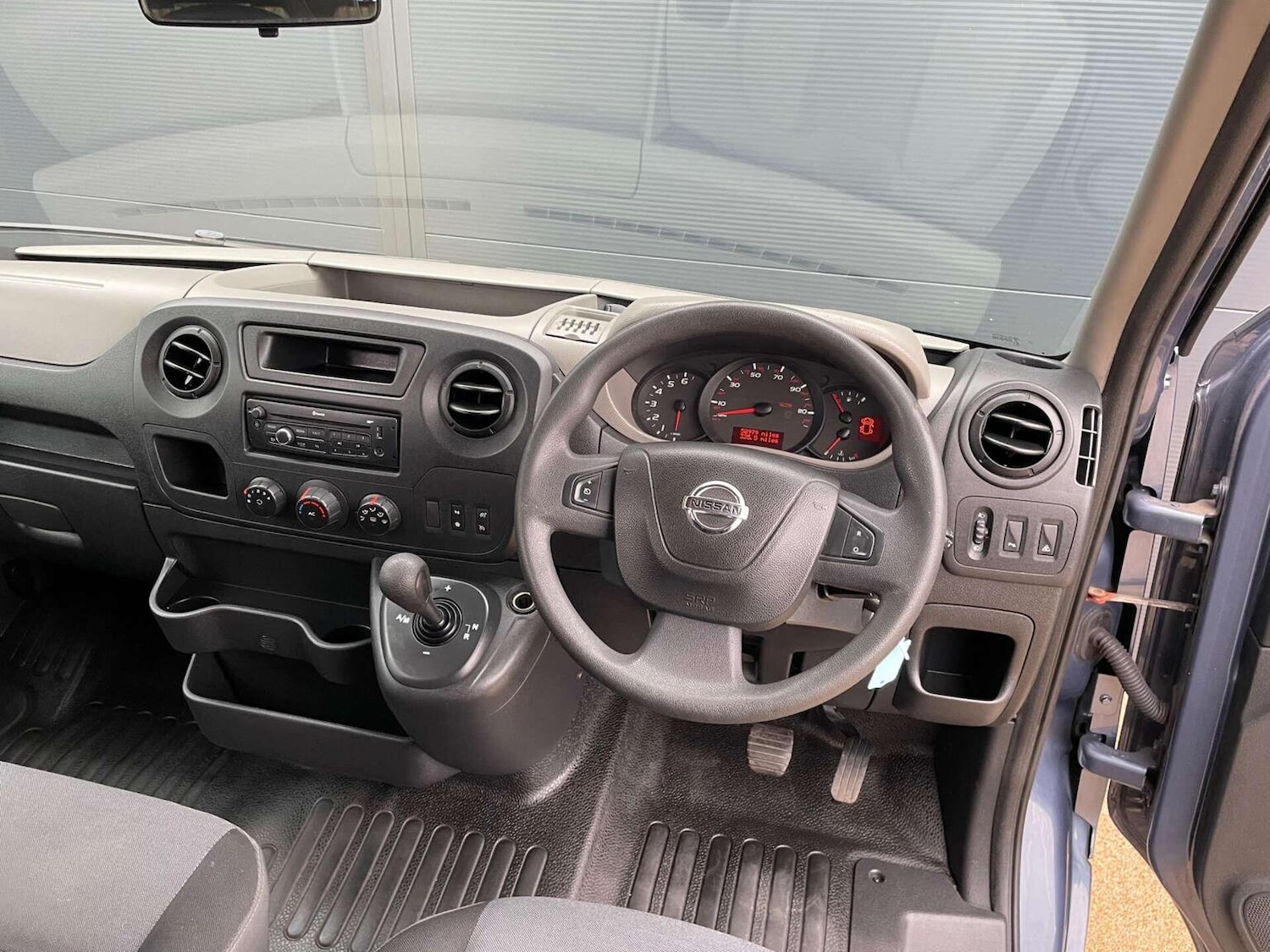 Used Nissan NV400 2013 for sale - 76427891: Photo 5