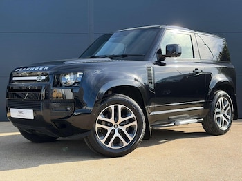 Used Land Rover Defender 2022 for sale - 77729558: Photo