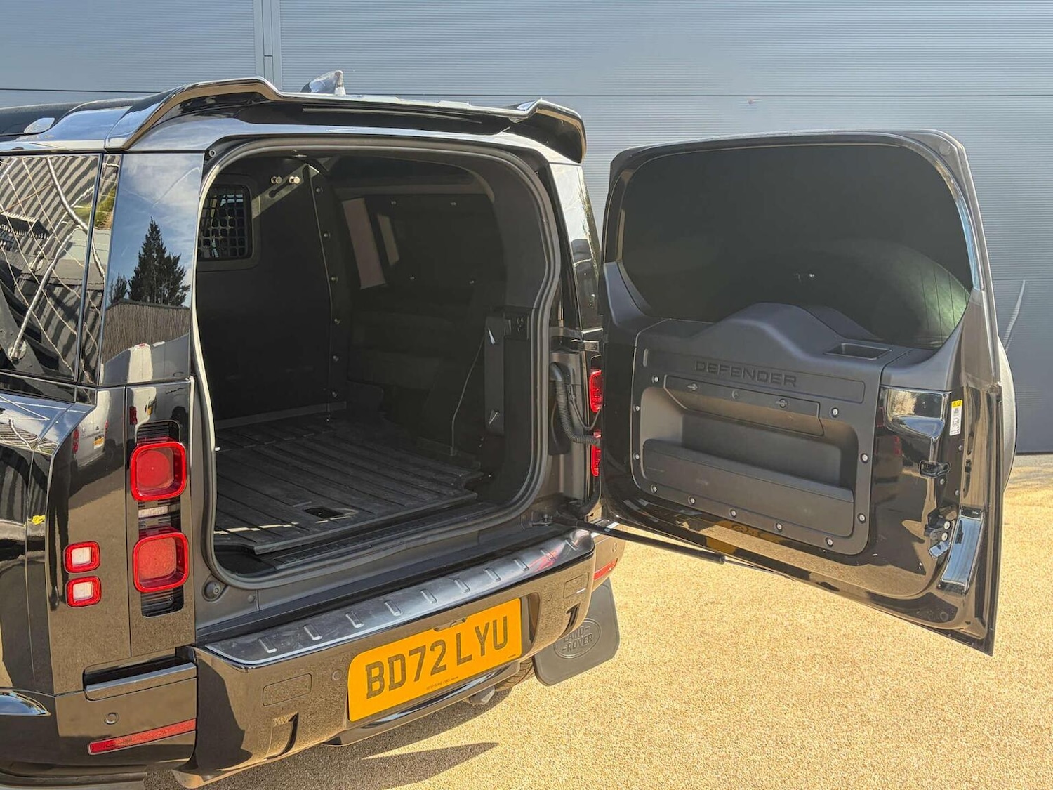 Used Land Rover Defender 2022 for sale - 77729558: Photo 20