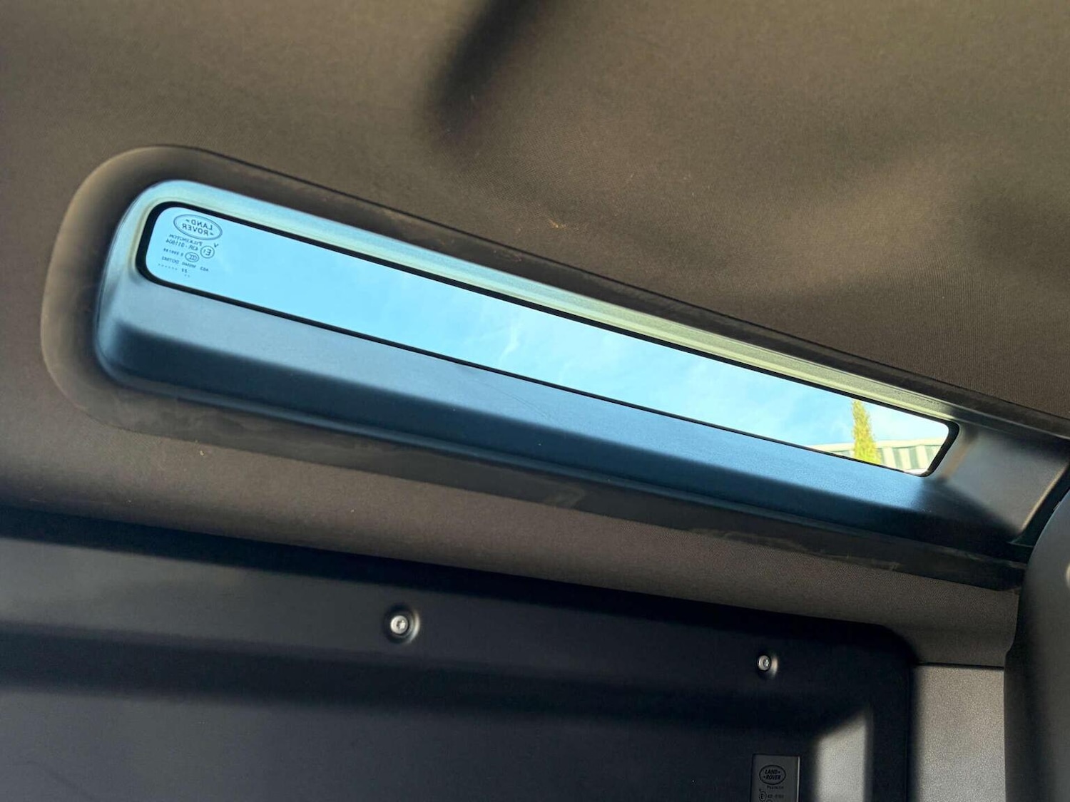 Used Land Rover Defender 2022 for sale - 77729558: Photo 23