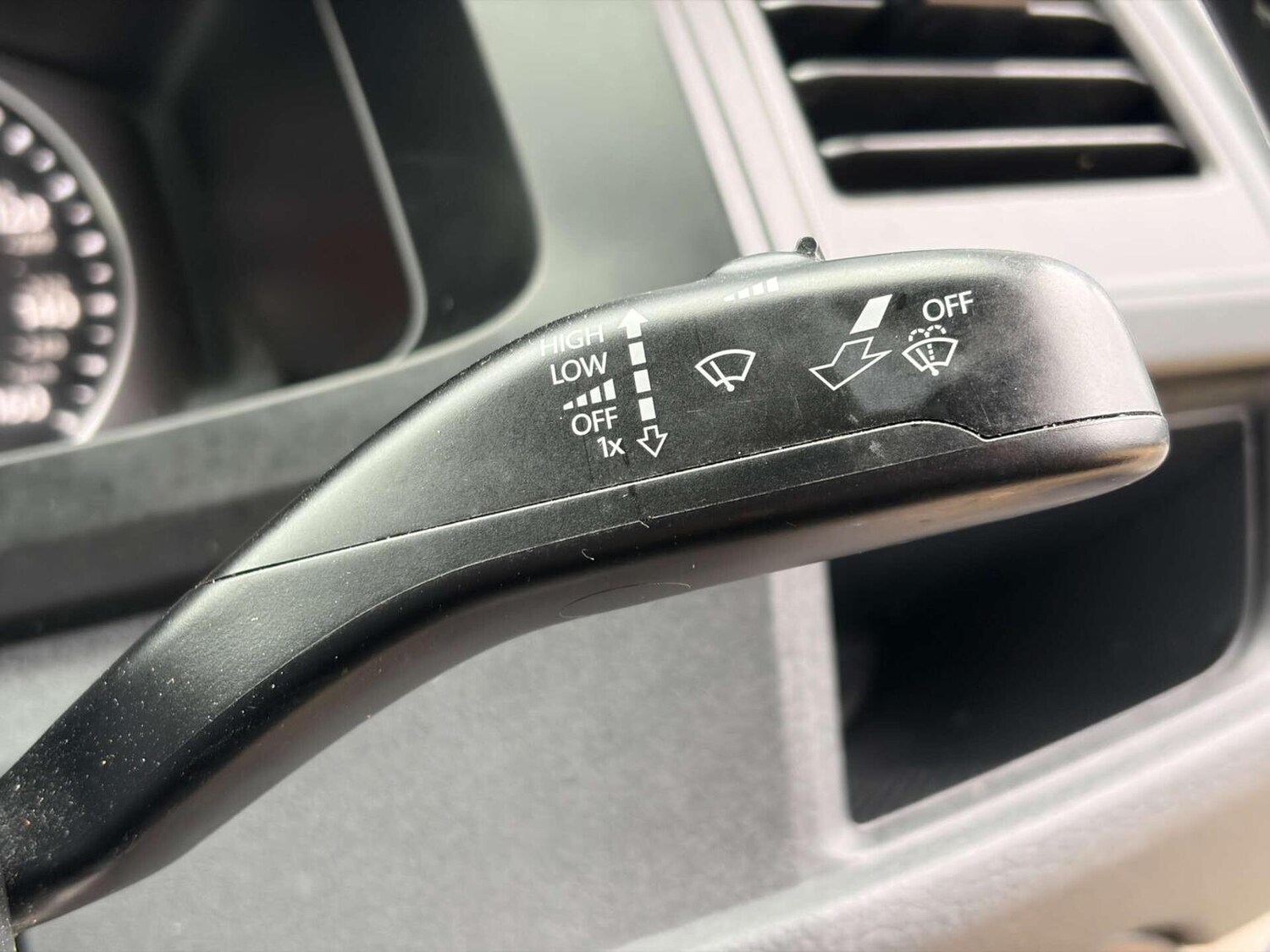 Used Volkswagen Transporter 2019 for sale - 77438249: Photo 32