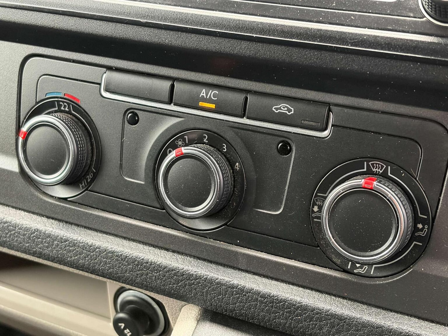 Used Volkswagen Transporter 2019 for sale - 77438249: Photo 36