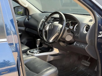 Used Nissan Navara 2020 for sale - 79290340: Photo