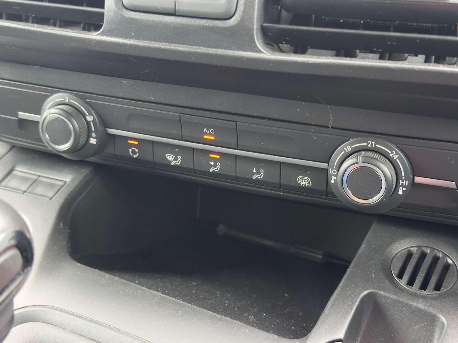 Used Vauxhall Combo 2024 for sale - 76725748: Photo 24