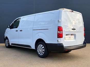 Used Vauxhall Vivaro 2022 for sale - 77329113: Photo