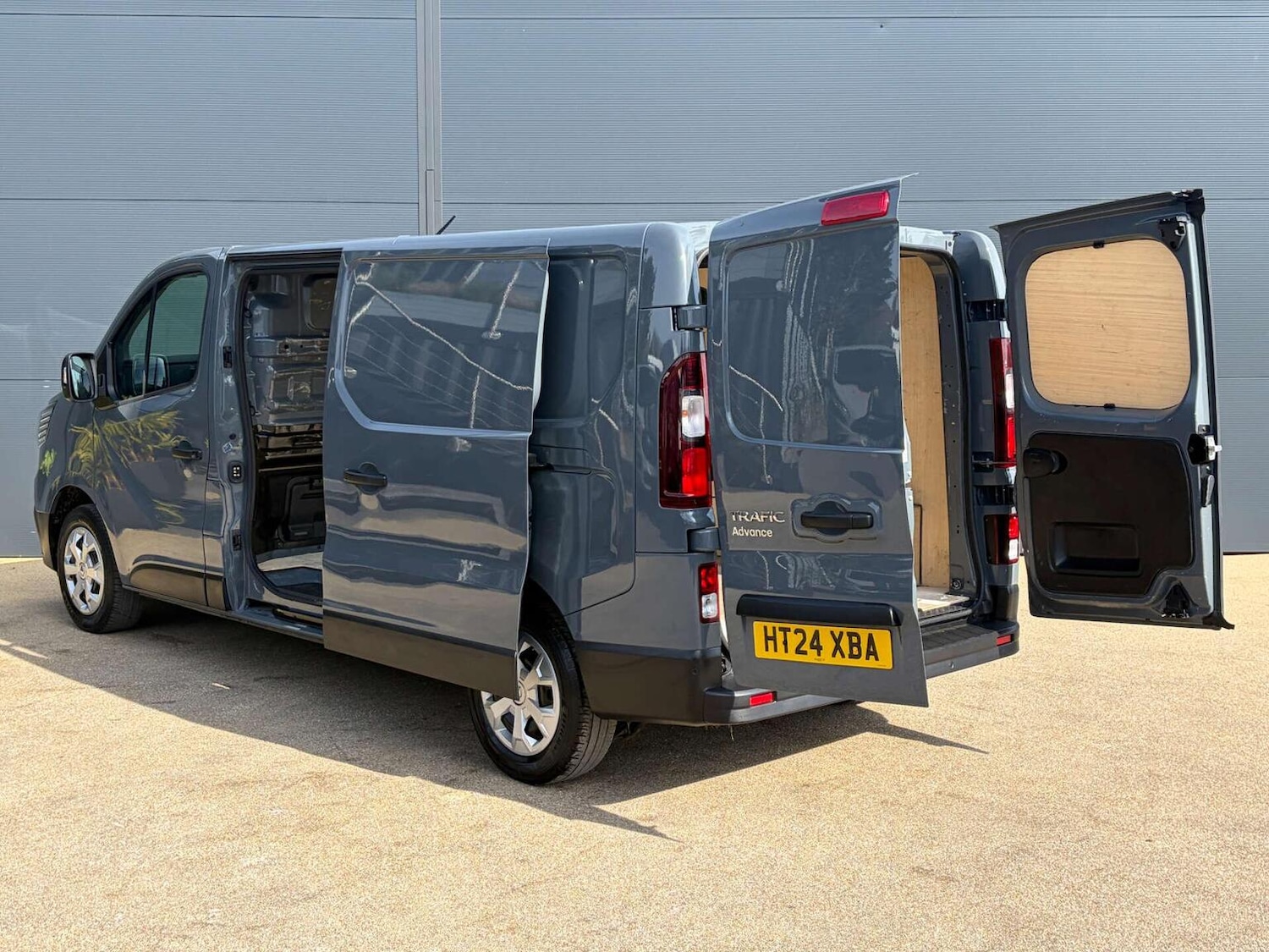 Used Renault Trafic 2024 for sale - 77997234: Photo 15