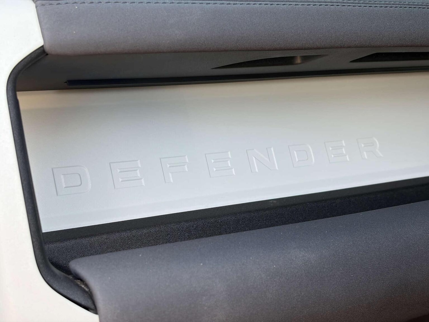 Used Land Rover Defender 2022 for sale - 77851438: Photo 8