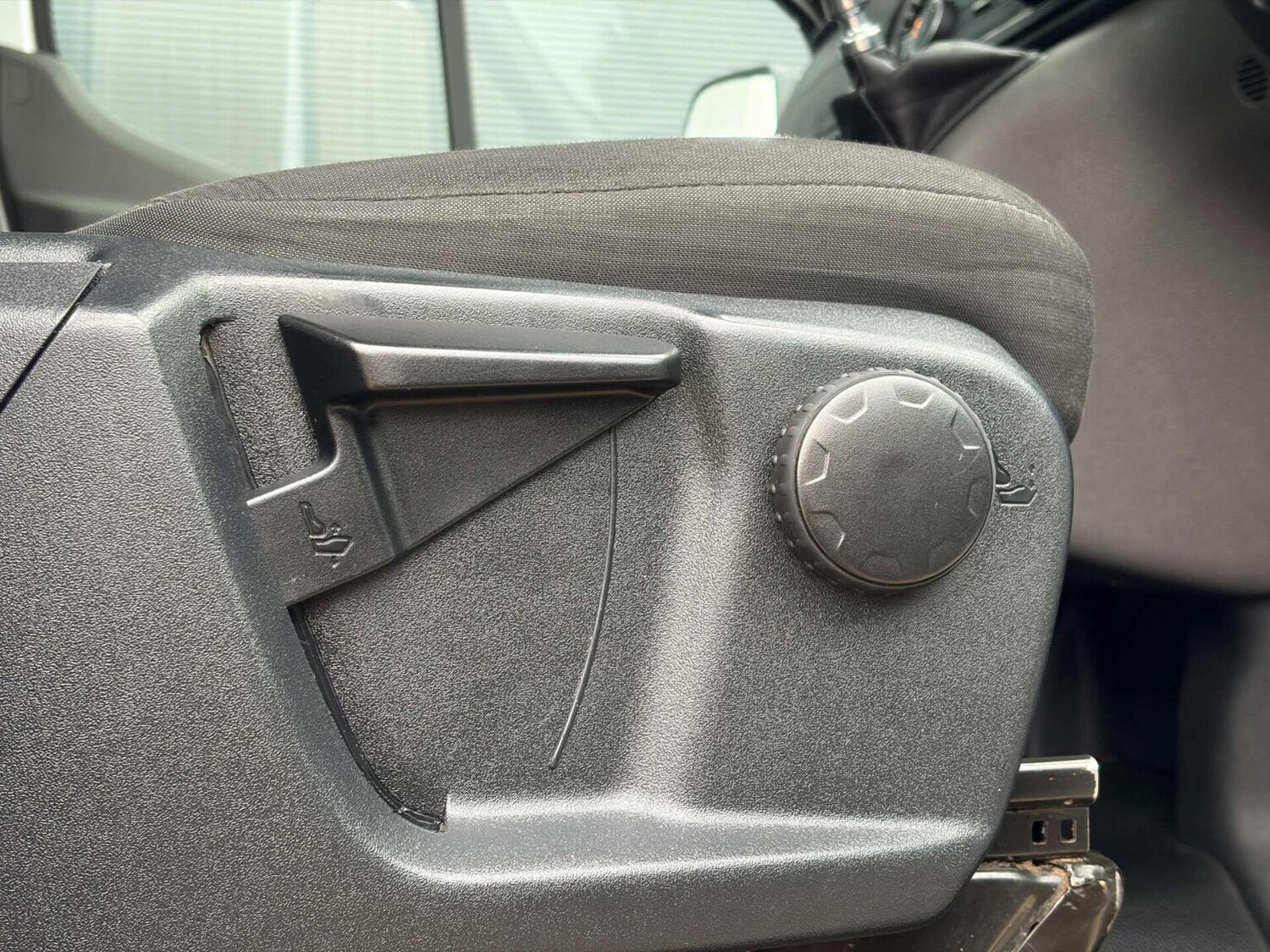 Used Ford Transit 2023 for sale - 77880928: Photo 28