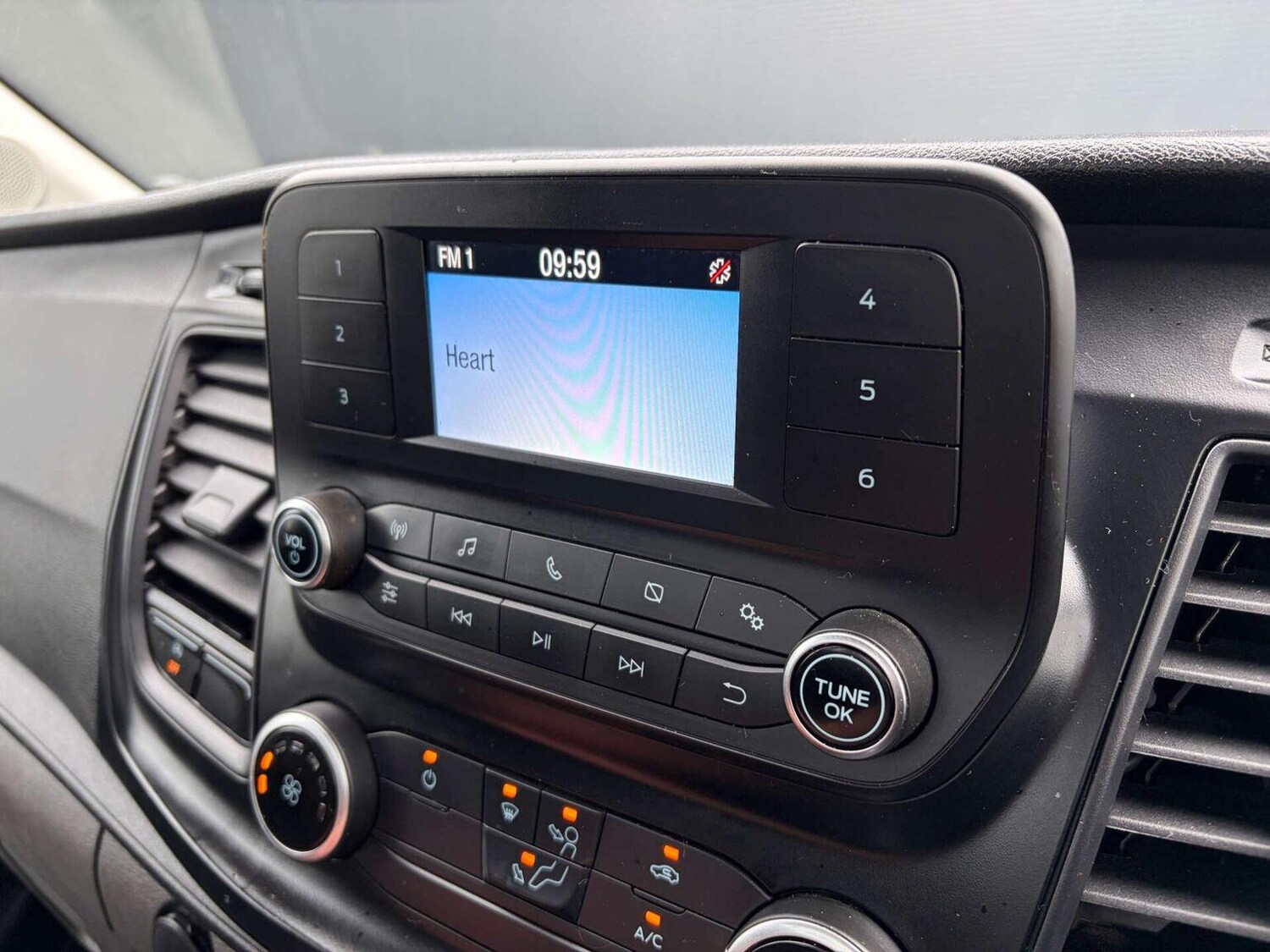 Used Ford Transit 2023 for sale - 77880928: Photo 47