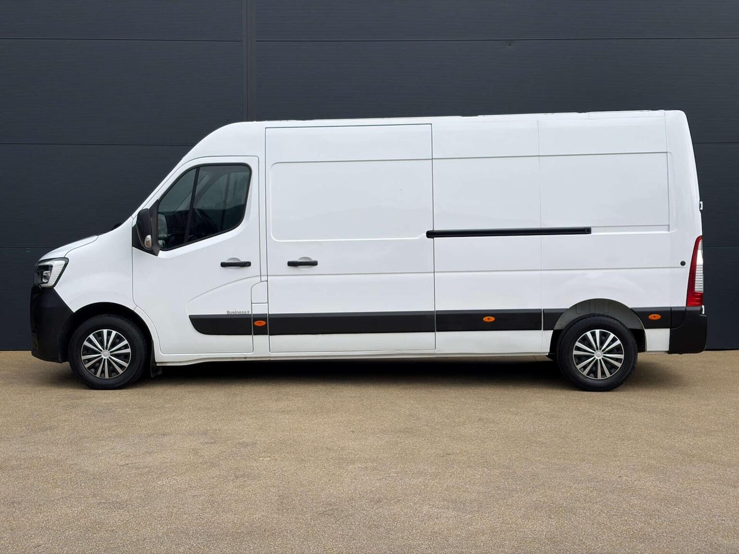 Used Renault Master 2022 for sale - 77897825: Photo 10