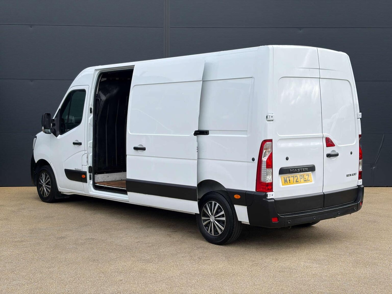 Used Renault Master 2022 for sale - 77897825: Photo 13