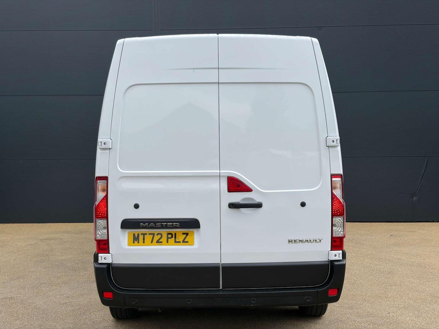 Used Renault Master 2022 for sale - 77897825: Photo 15