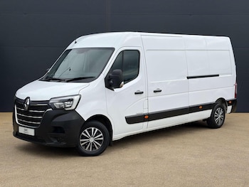 Renault Master feature image