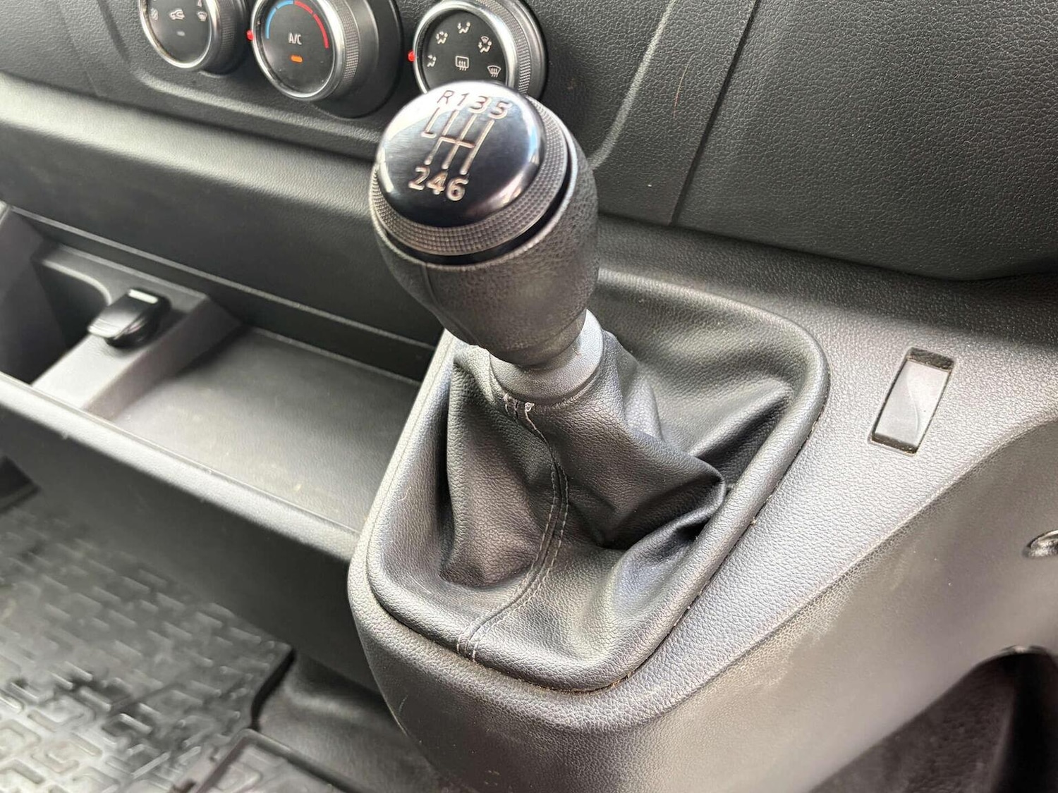 Used Renault Master 2022 for sale - 77897825: Photo 39