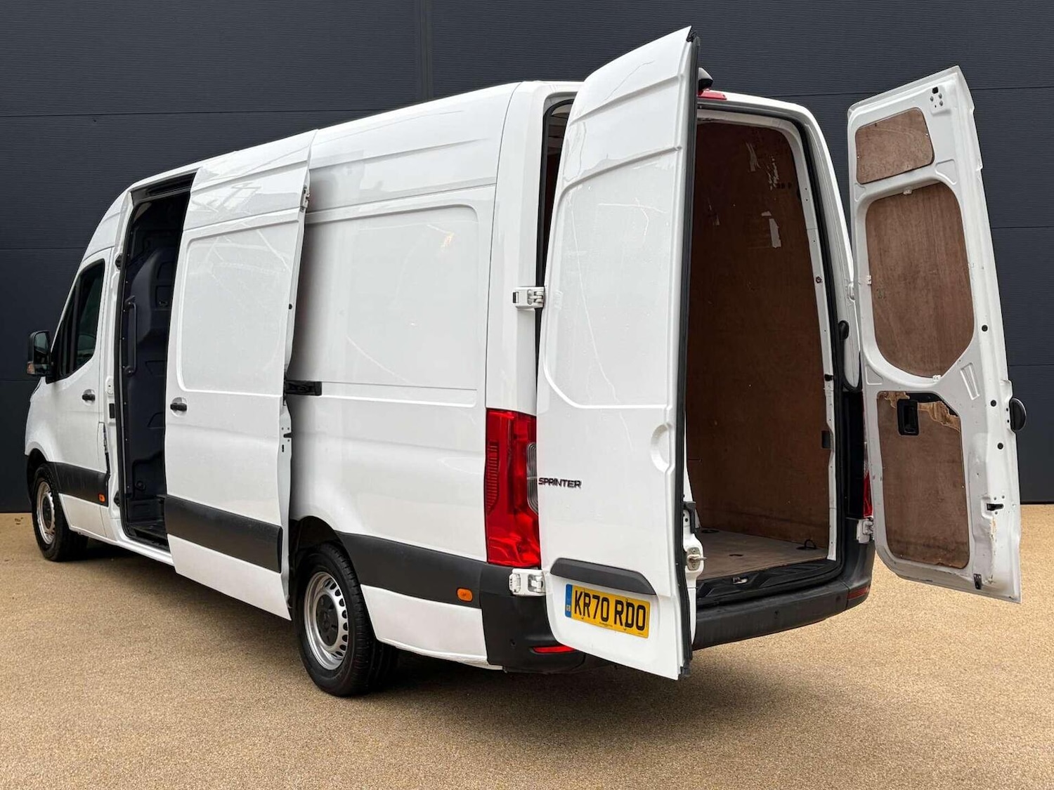 Used Mercedes-Benz Sprinter 2020 for sale - 77271022: Photo 13