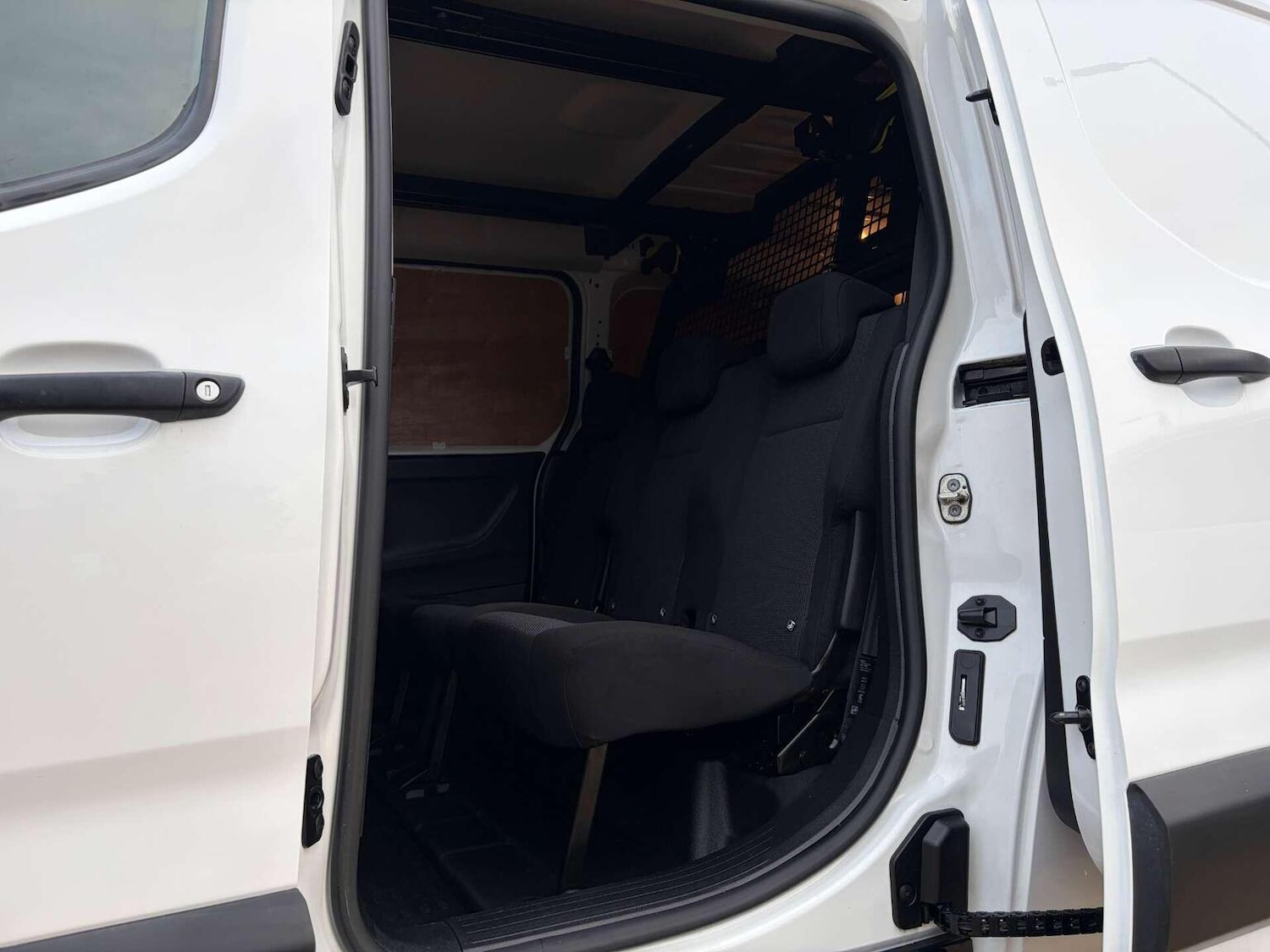 Used Peugeot Partner 2021 for sale - 76911136: Photo 17