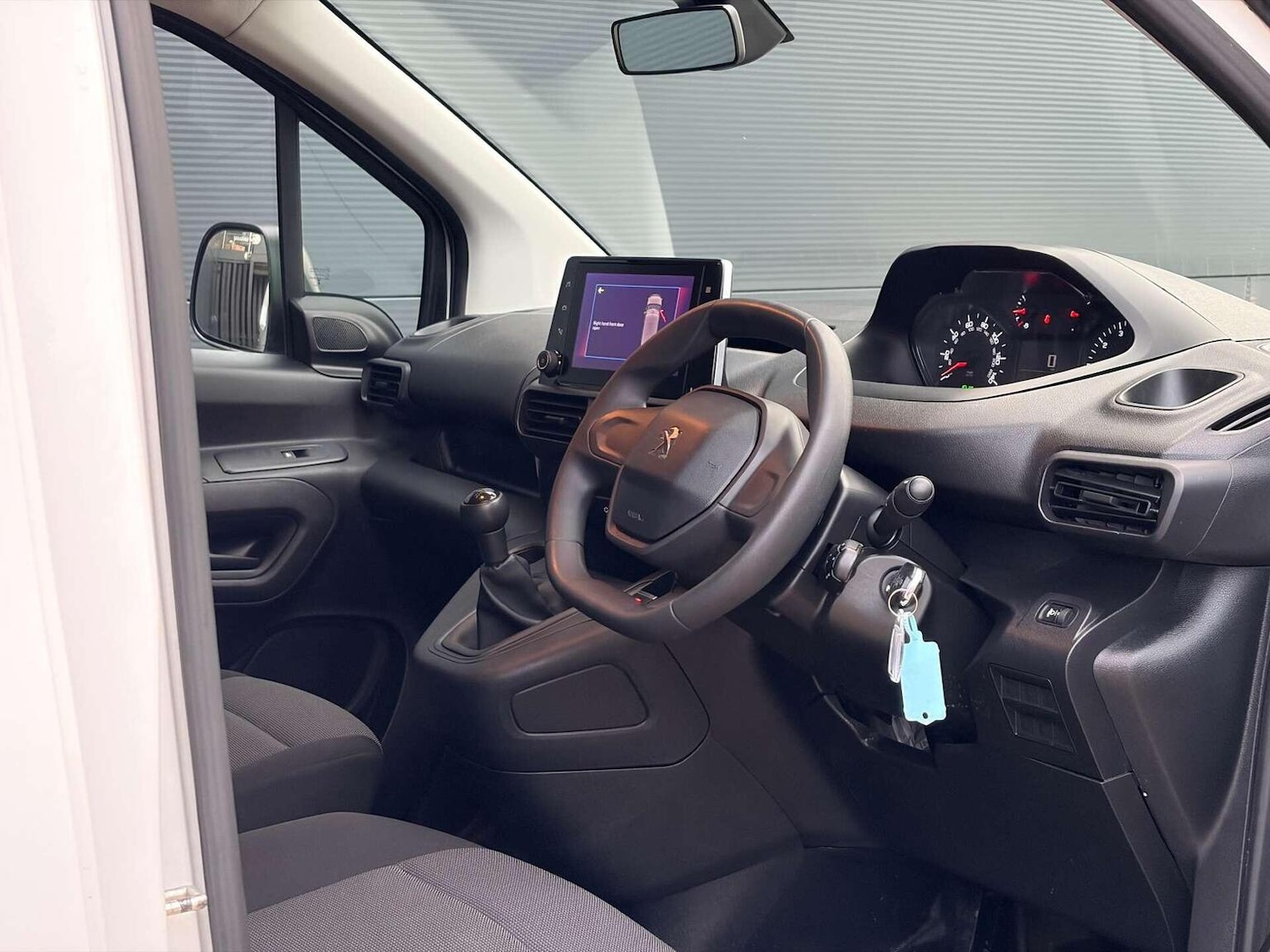 Used Peugeot Partner 2021 for sale - 76911136: Photo 2