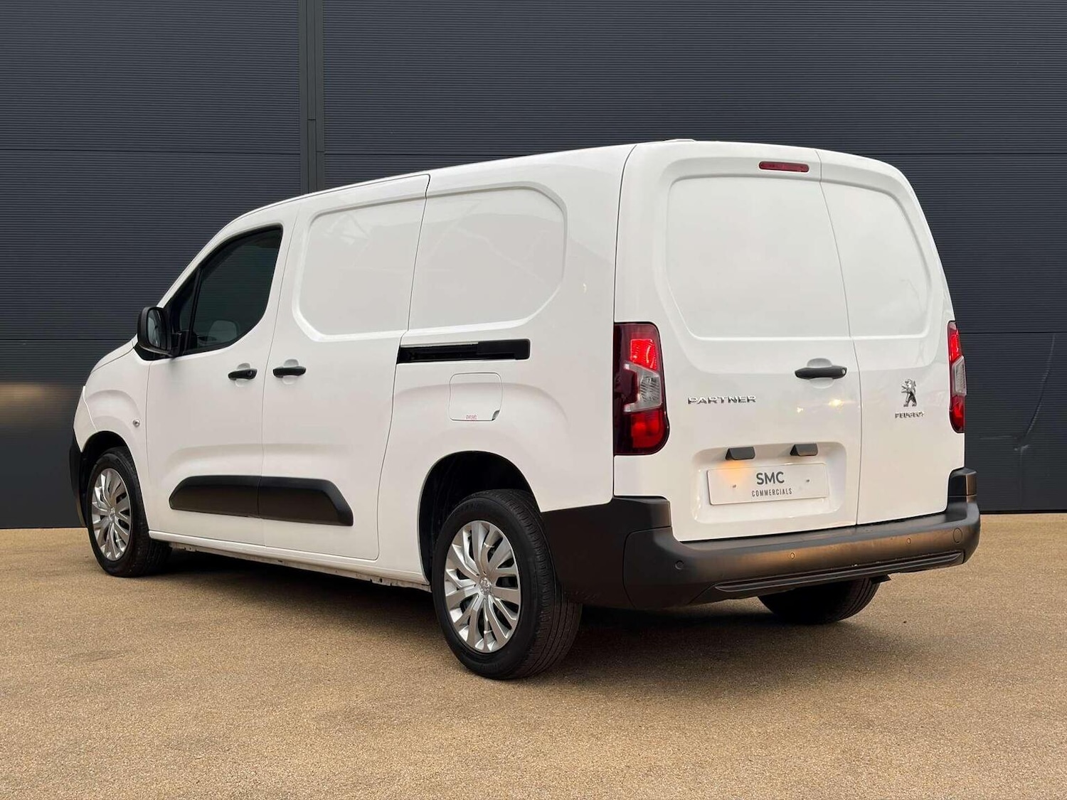 Used Peugeot Partner 2021 for sale - 76911136: Photo 3