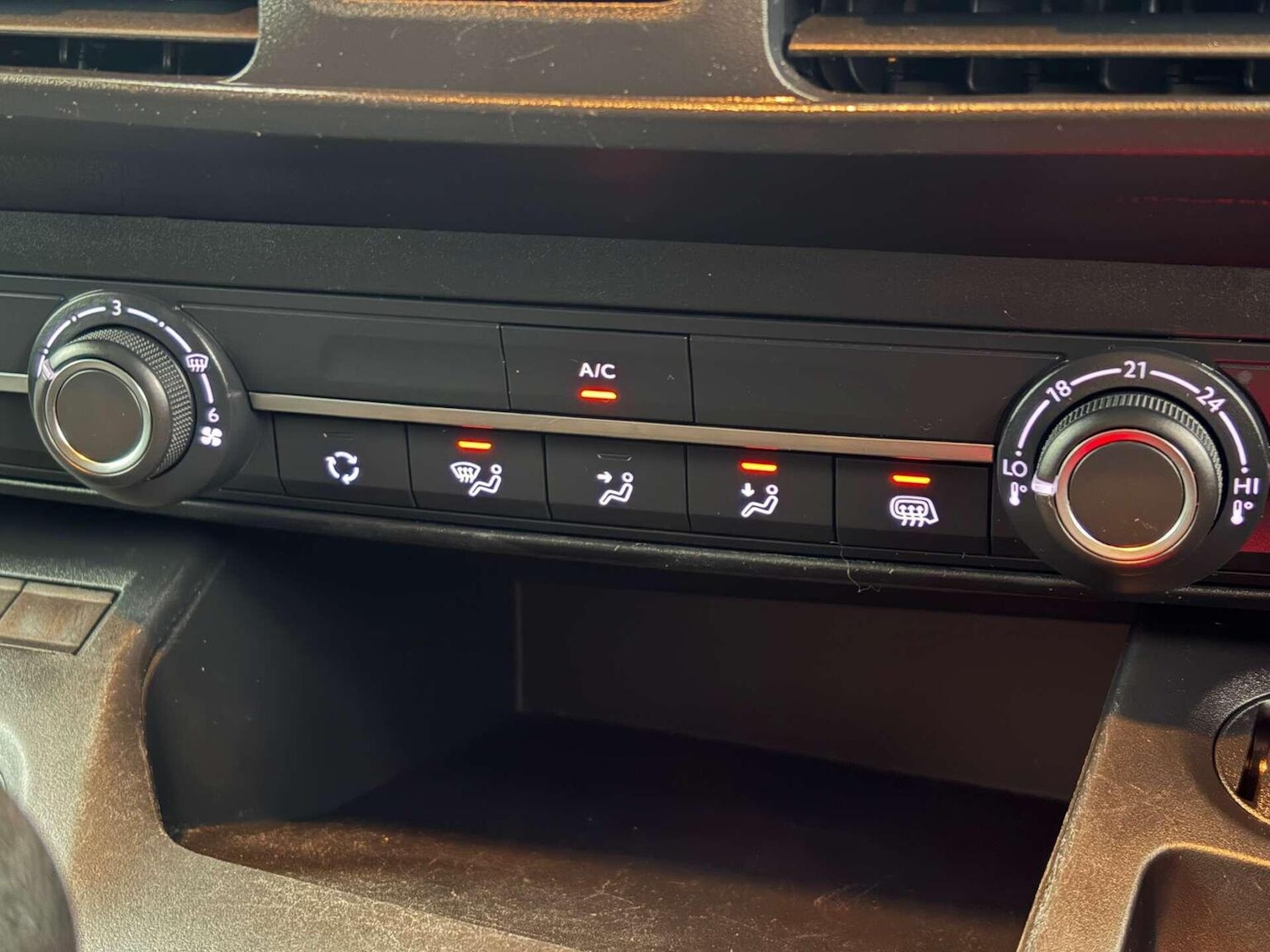 Used Peugeot Partner 2021 for sale - 76911136: Photo 34