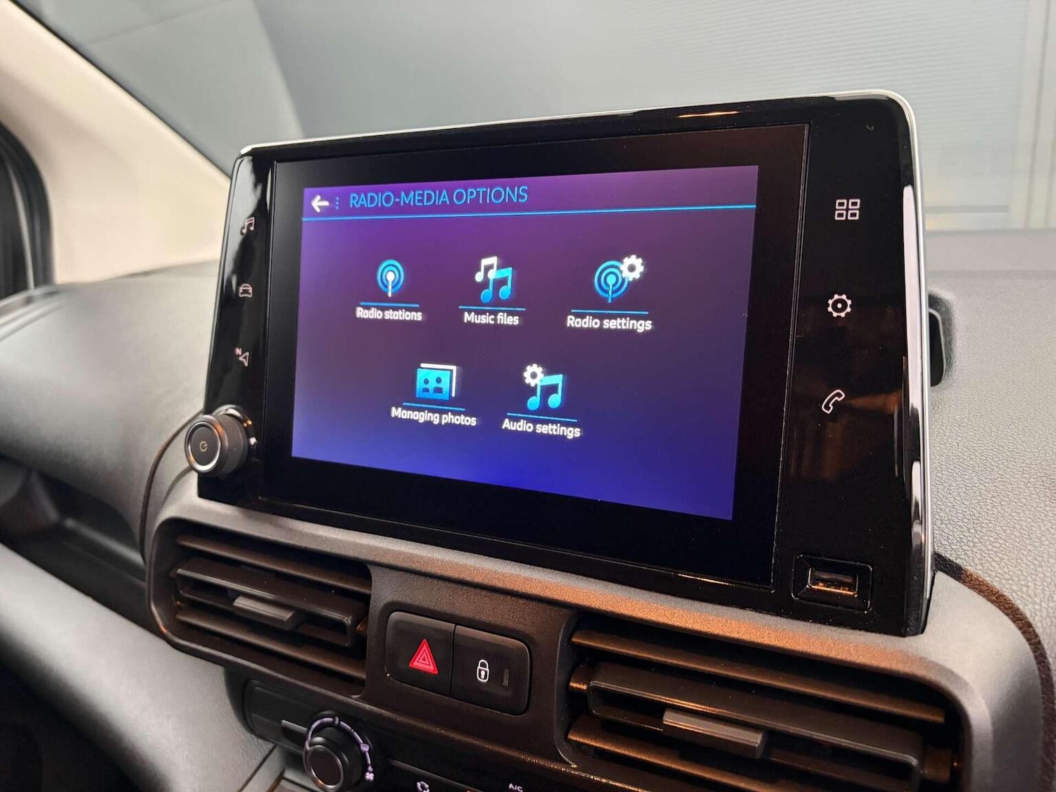 Used Peugeot Partner 2021 for sale - 76911136: Photo 38