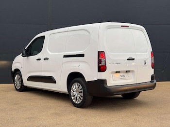 Used Peugeot Partner 2021 for sale - 76911136: Photo