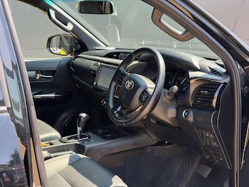 Used Toyota Hilux 2021 for sale - 79266916: Photo