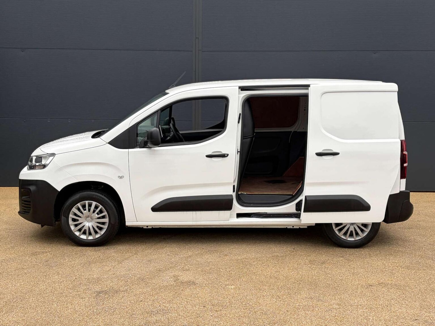 Used Citroen Berlingo 2021 for sale - 77830097: Photo 11