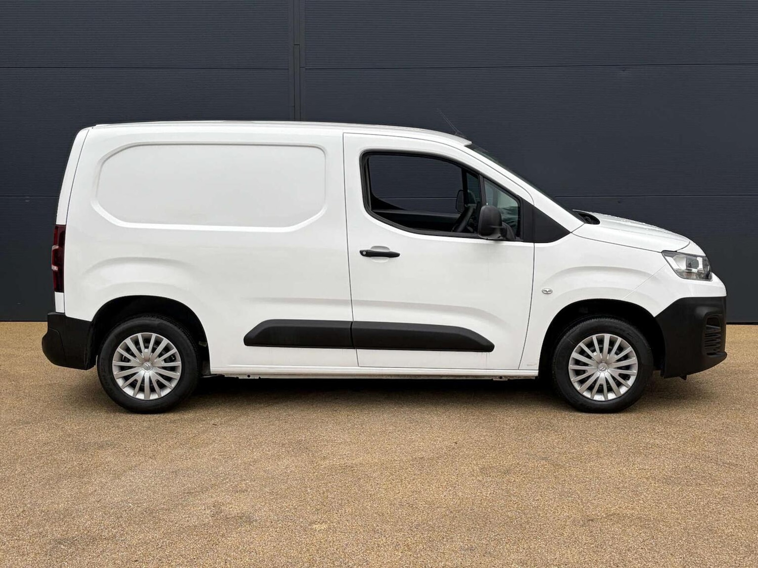 Used Citroen Berlingo 2021 for sale - 77830097: Photo 15