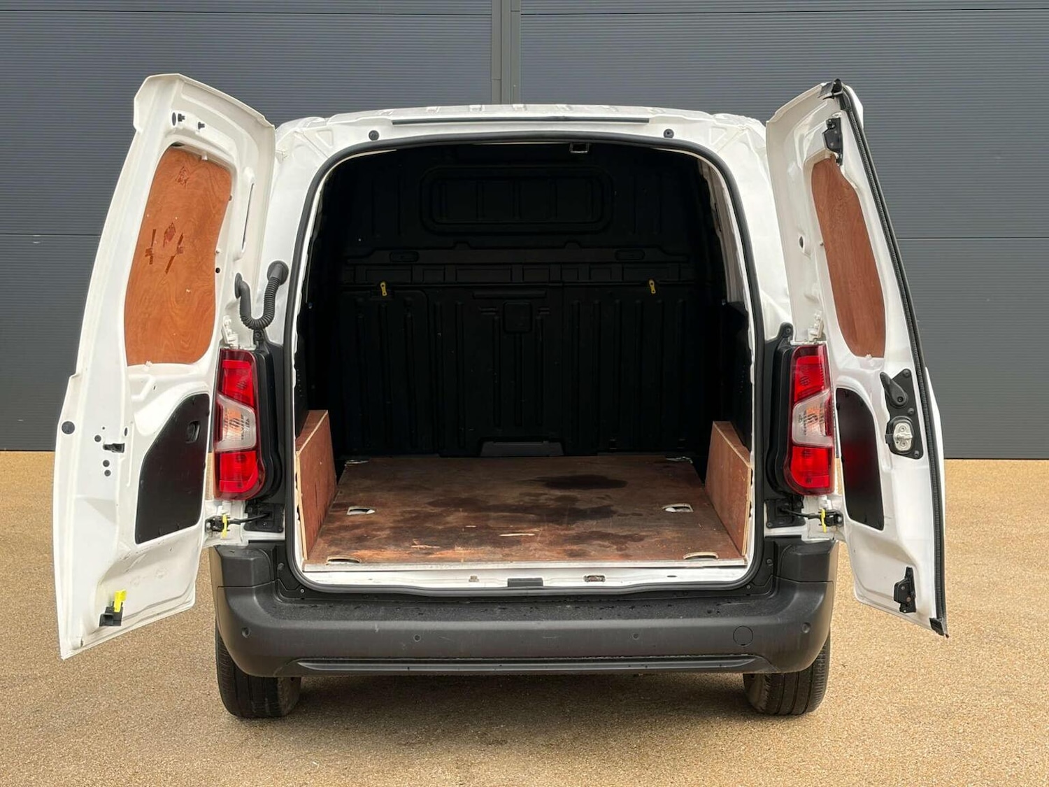 Used Citroen Berlingo 2021 for sale - 77830097: Photo 22