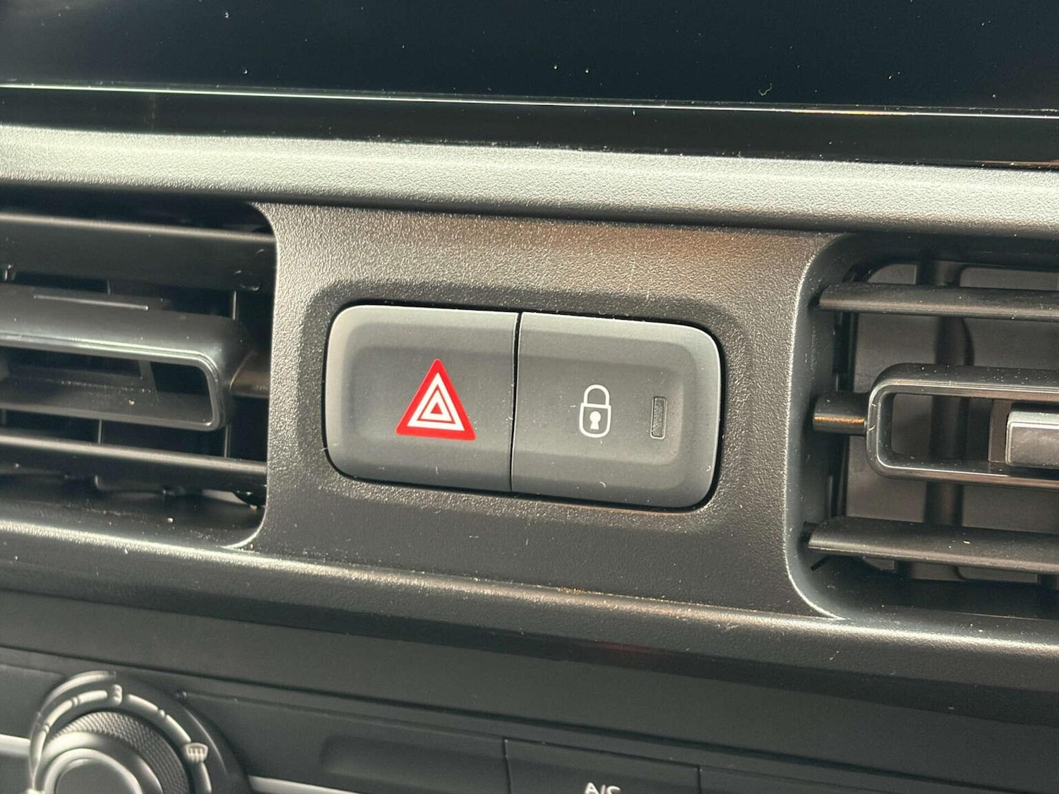 Used Citroen Berlingo 2021 for sale - 77830097: Photo 37