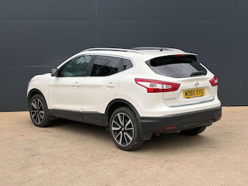 Used Nissan Qashqai 2017 for sale - 78641421: Photo