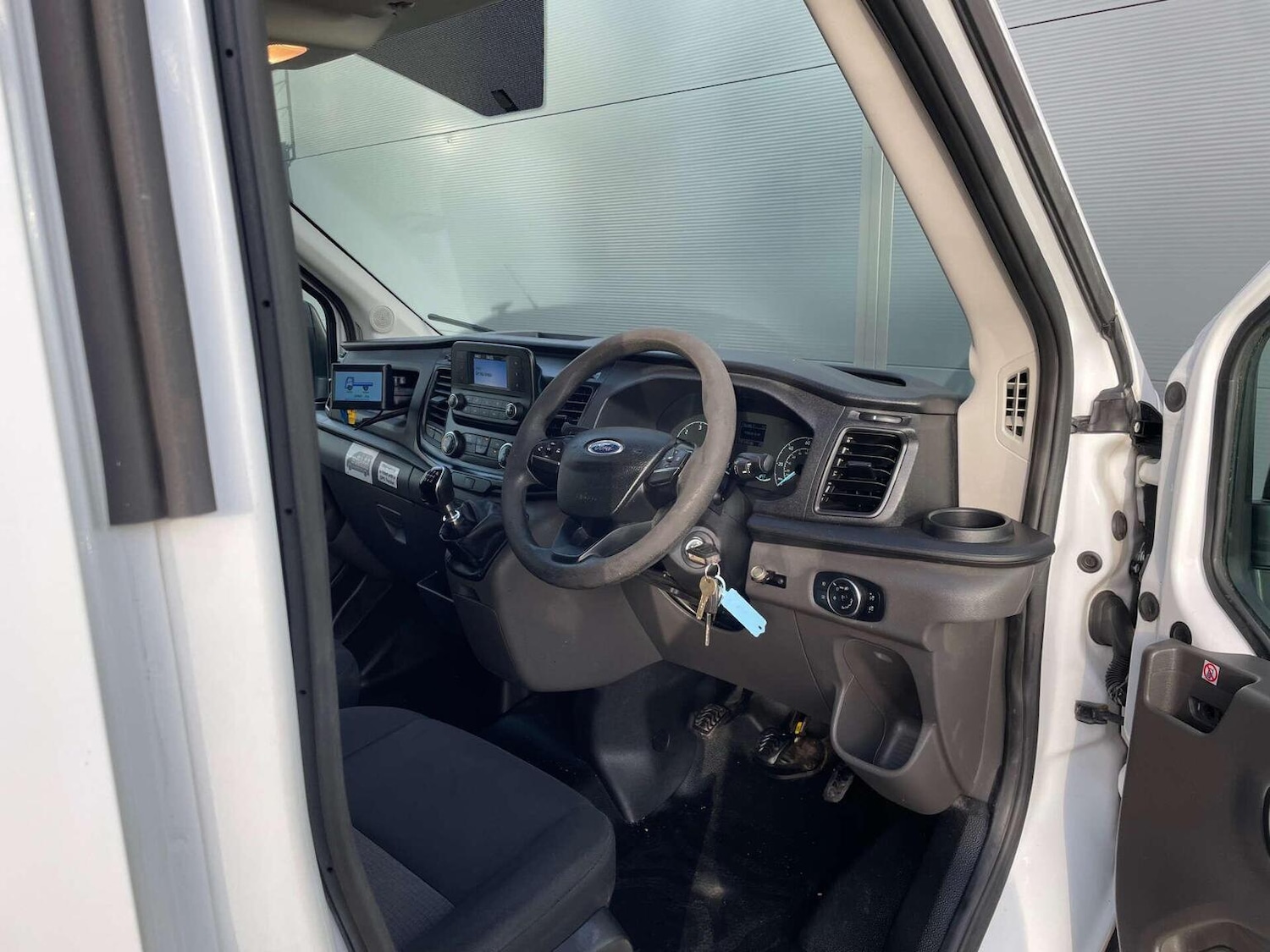 Used Ford Transit 2019 for sale - 76670813: Photo 2