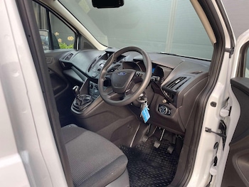 Used Ford Transit Connect 2017 for sale - 76427967: Photo