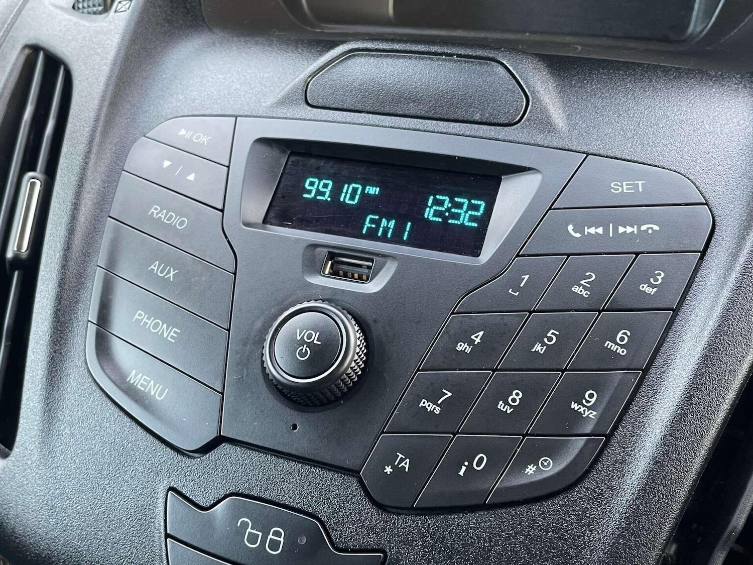 Used Ford Transit Connect 2017 for sale - 76427967: Photo 32