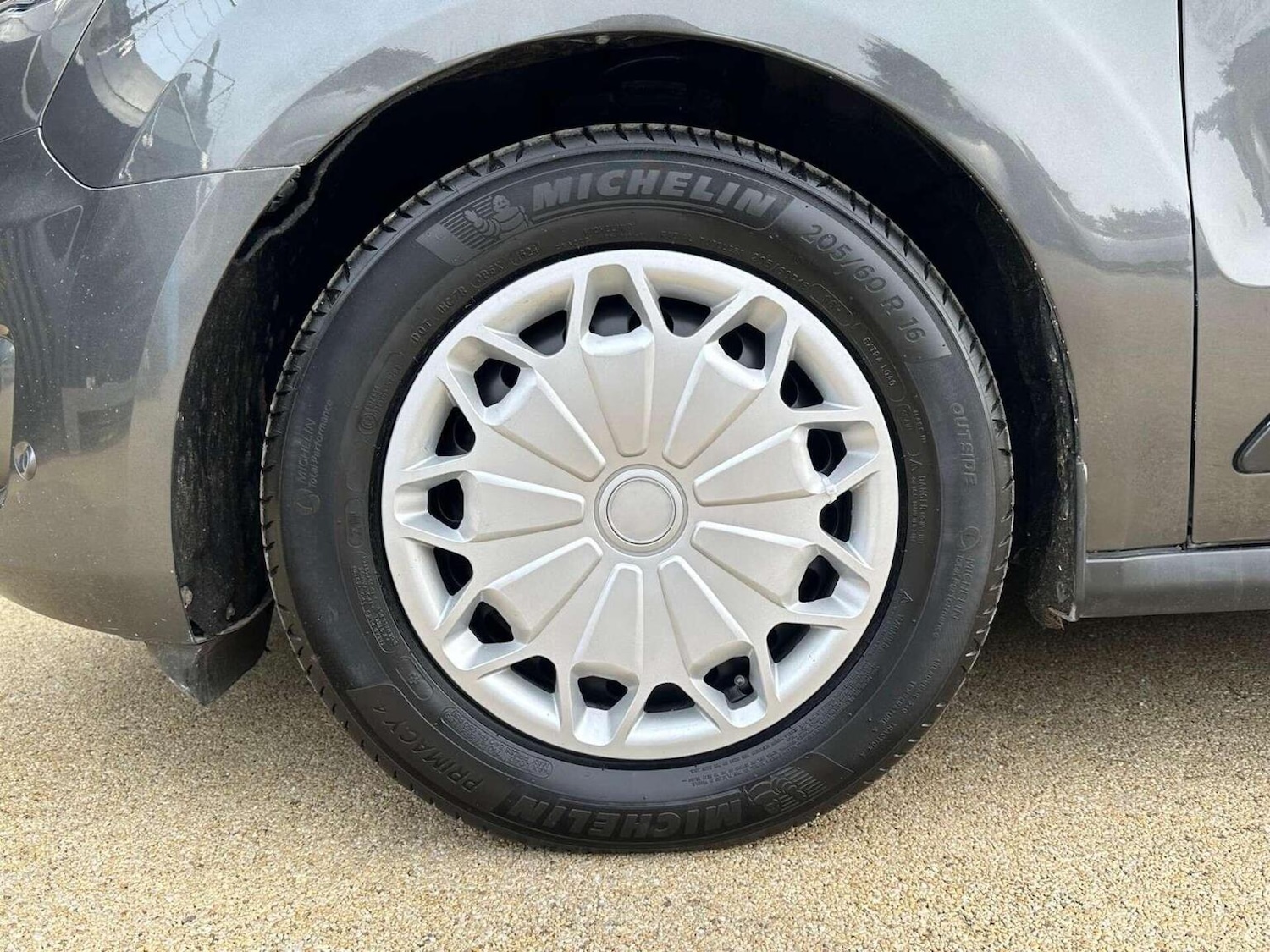 Used Ford Transit Connect 2020 for sale - 77595431: Photo 15