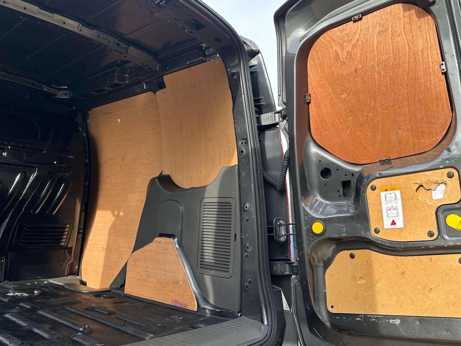 Used Ford Transit Connect 2020 for sale - 77595431: Photo 7