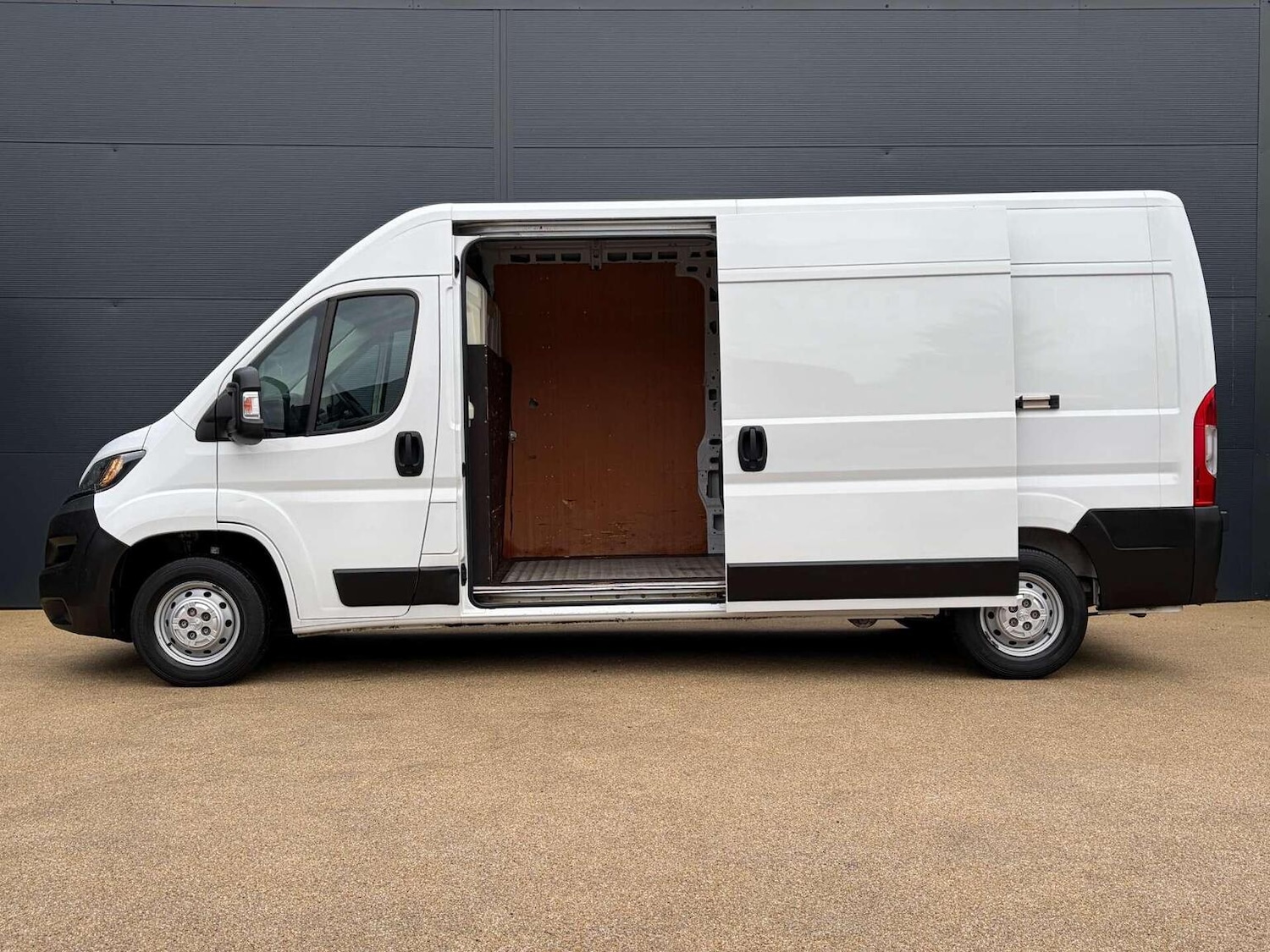 Used Peugeot Boxer 2021 for sale - 77189380: Photo 9