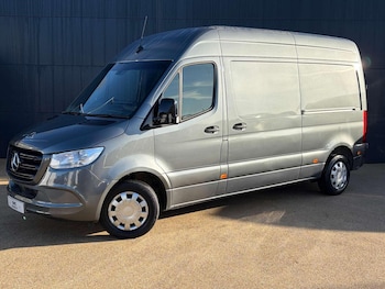 Mercedes-Benz Sprinter feature image