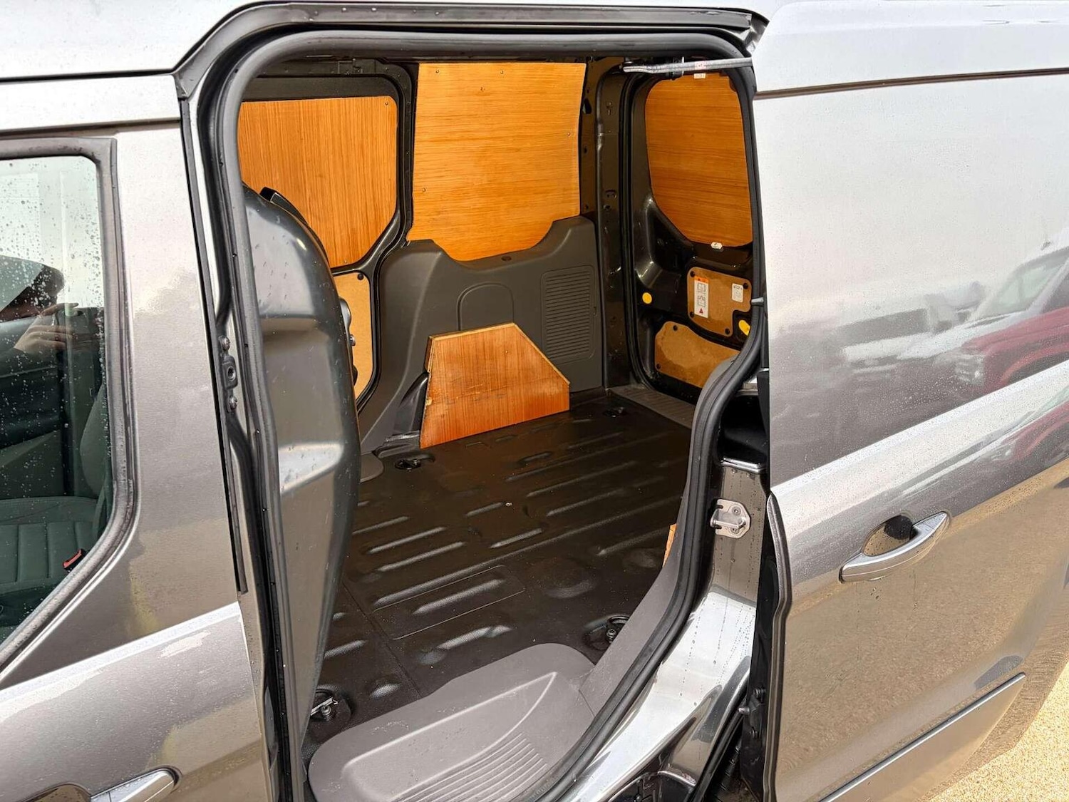 Used Ford Transit Connect 2020 for sale - 77264517: Photo 11