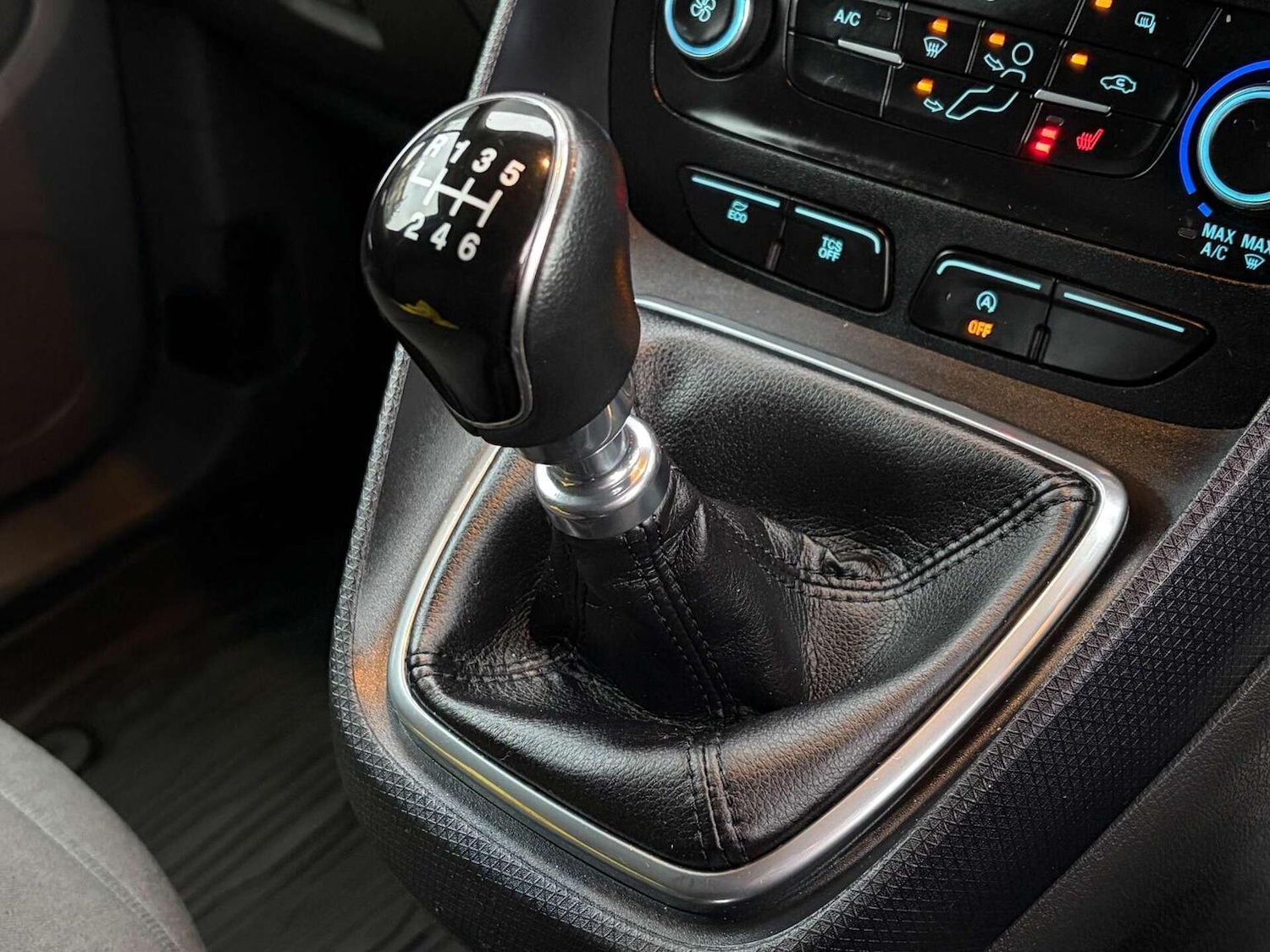 Used Ford Transit Connect 2020 for sale - 77264517: Photo 38