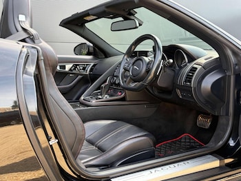 Used Jaguar F-Type 2015 for sale - 79410608: Photo