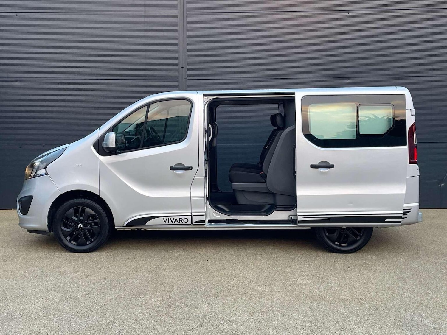 Used Vauxhall Vivaro 2018 for sale - 76836977: Photo 11