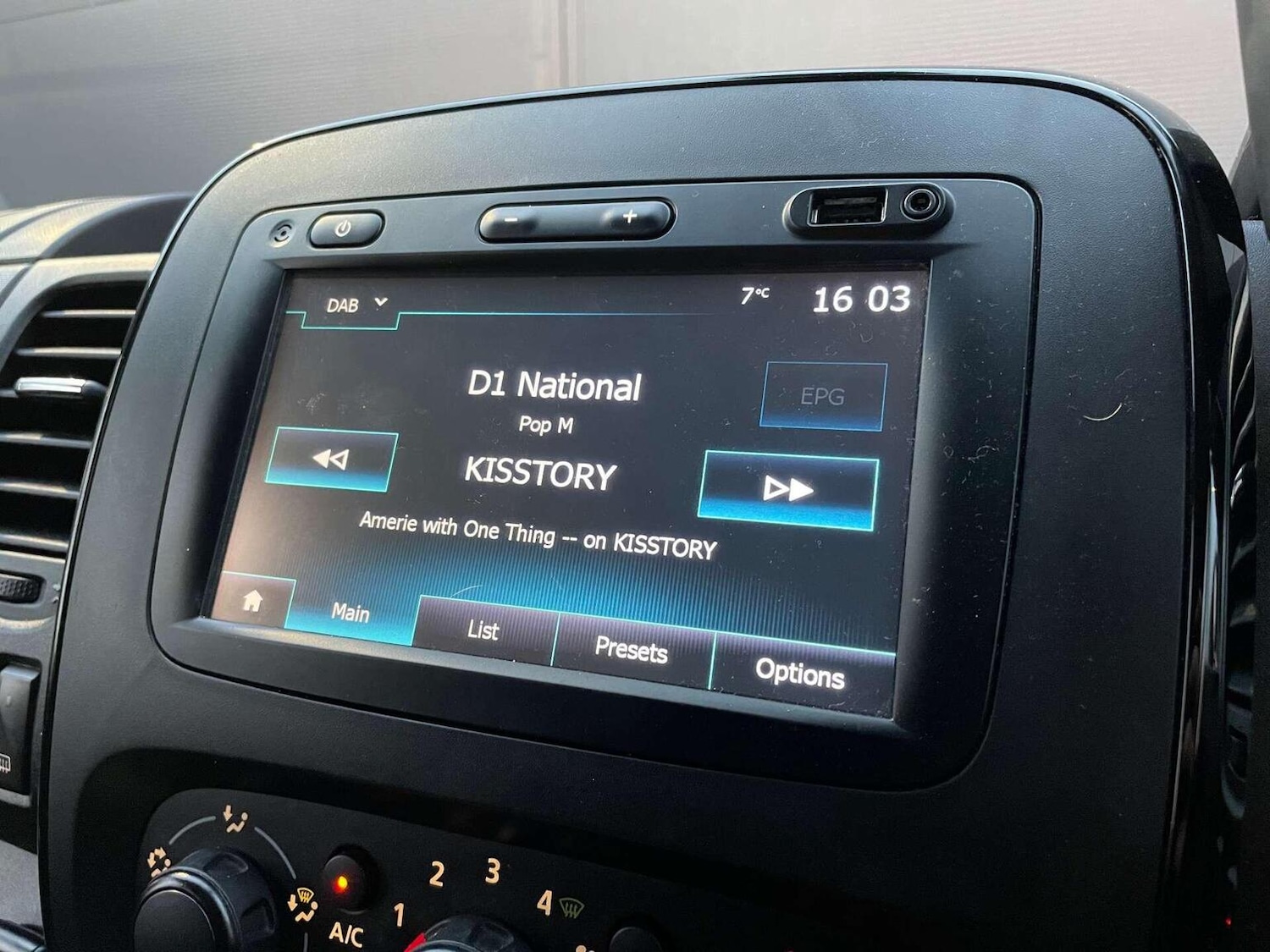 Used Vauxhall Vivaro 2018 for sale - 76836977: Photo 45