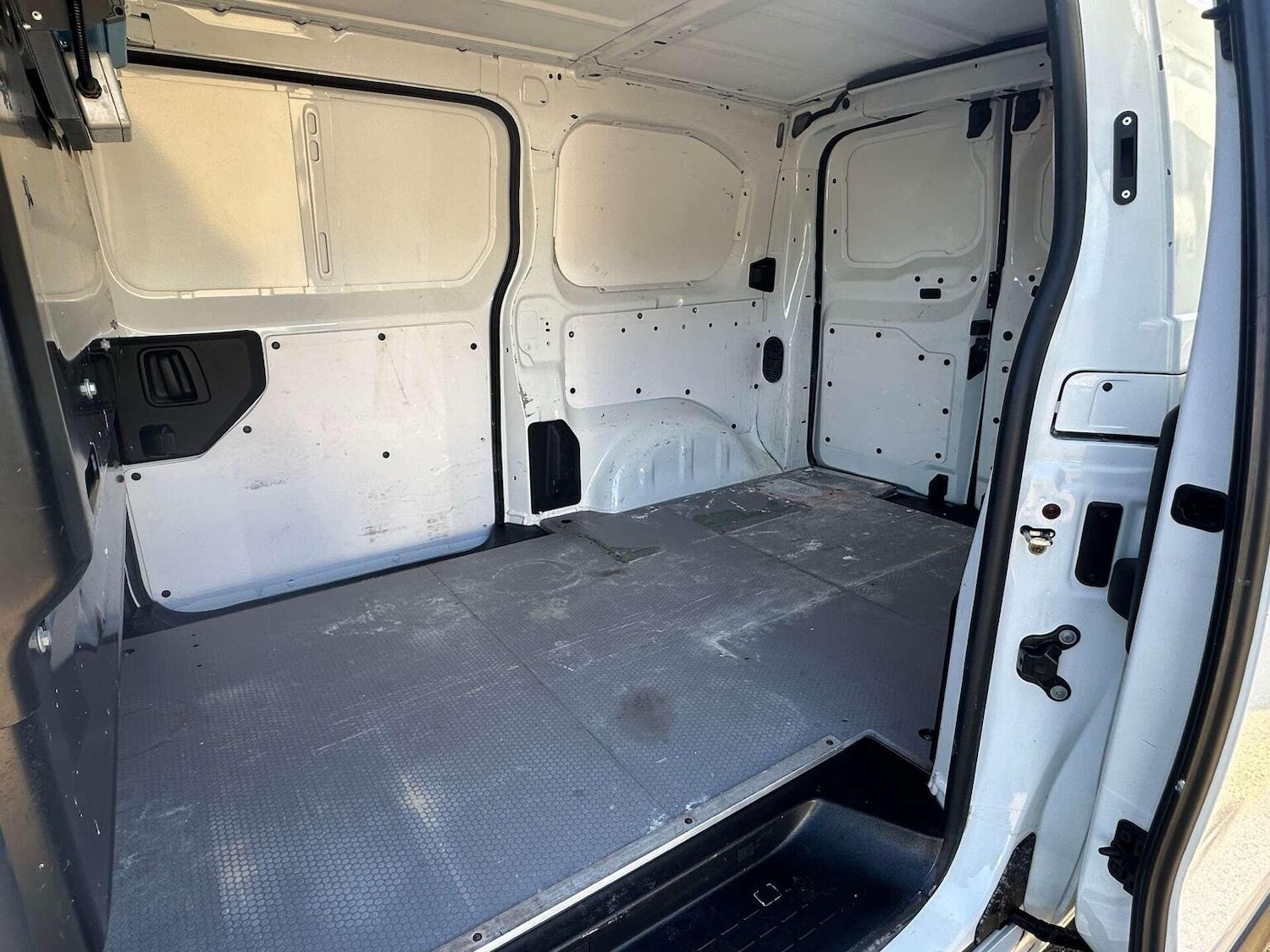 Used Vauxhall Vivaro 2022 for sale - 76427959: Photo 13