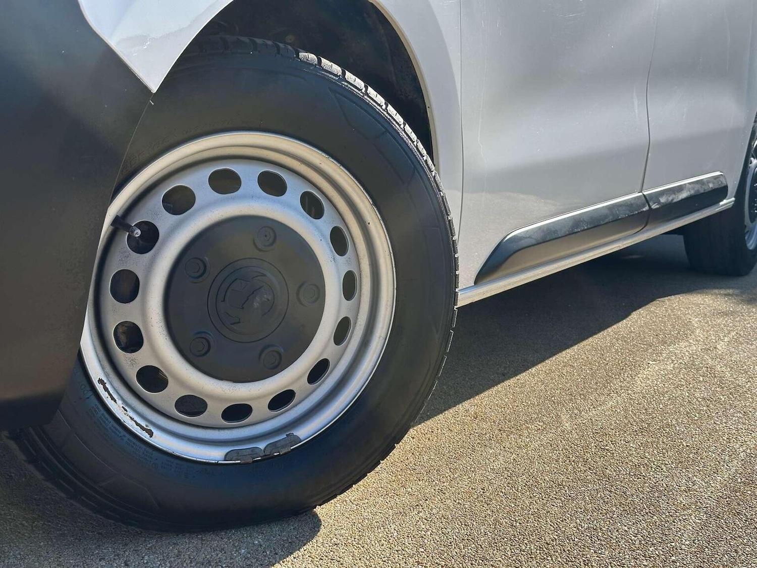 Used Vauxhall Vivaro 2022 for sale - 76427959: Photo 2